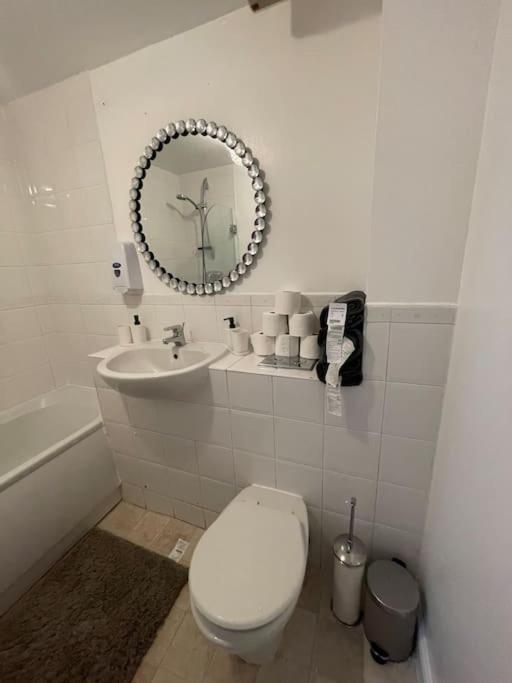 Flamingo Apartments Woolwich Free Parking And Wi-Fi Лондон Екстер'єр фото