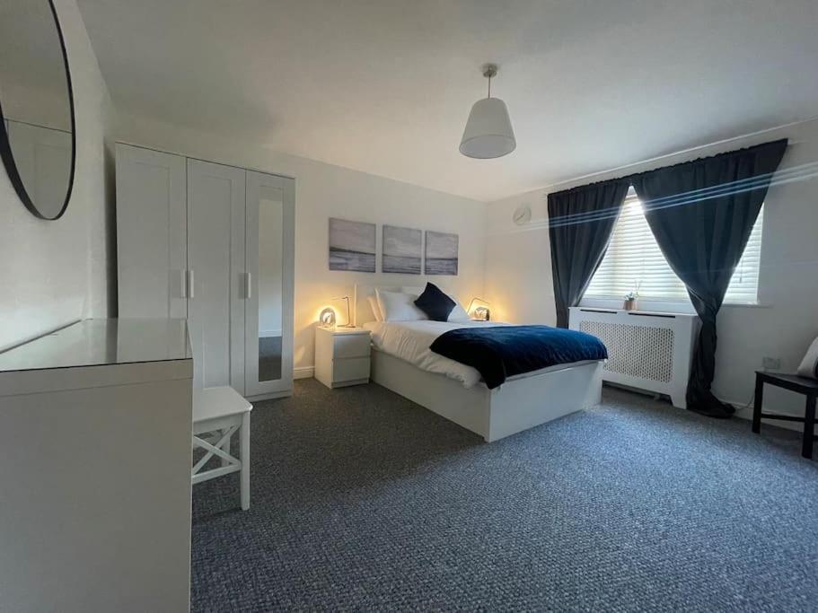 Flamingo Apartments Woolwich Free Parking And Wi-Fi Лондон Екстер'єр фото
