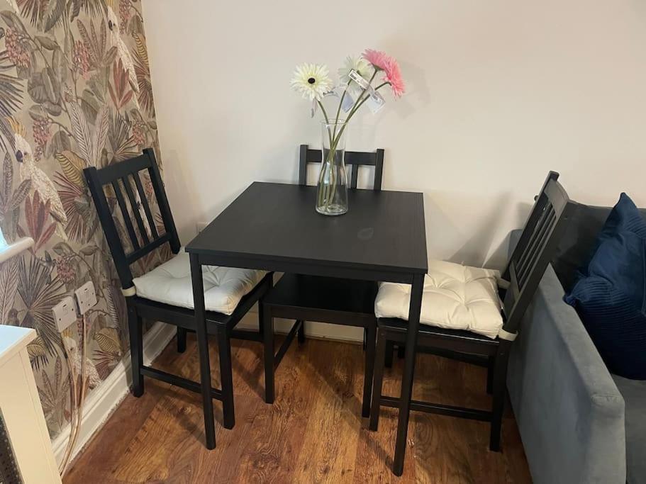 Flamingo Apartments Woolwich Free Parking And Wi-Fi Лондон Екстер'єр фото